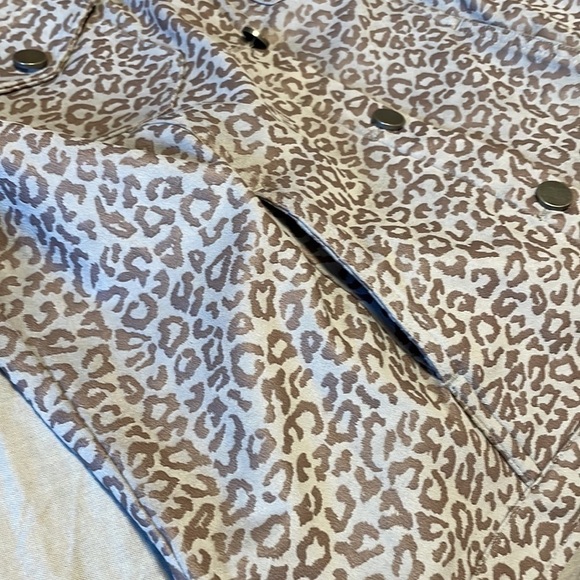 Animal Print Jacket Chicos Gray Cheetah Leopard Contemporary Edgy Glam Modern - Picture 16 of 16